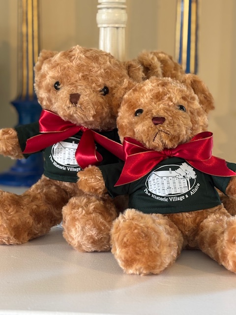 Allaire Christmas Bear